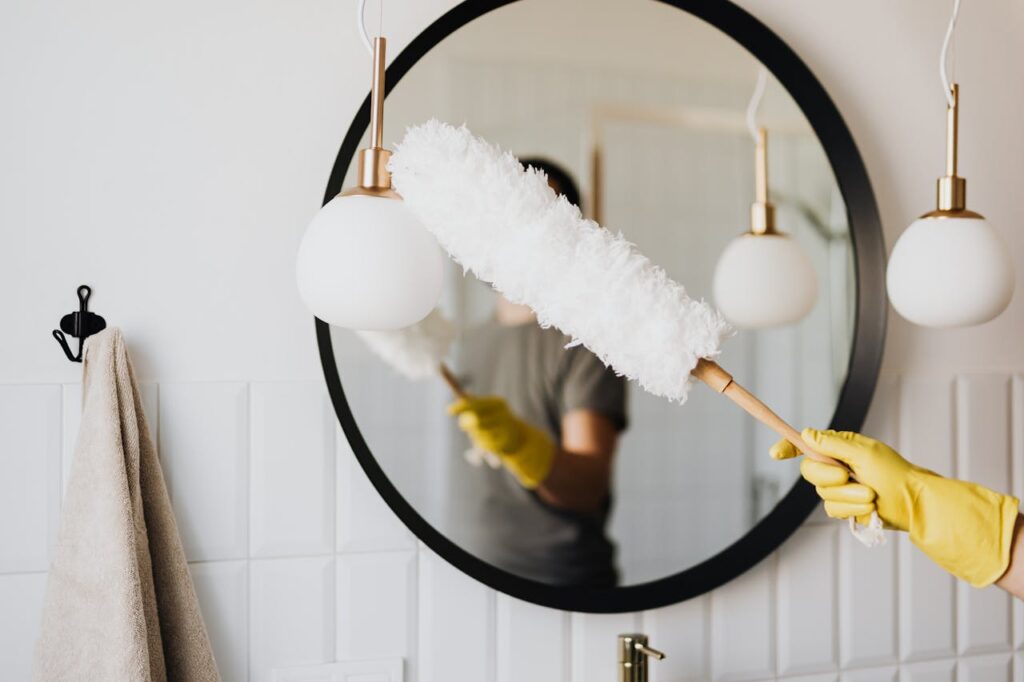 Putzen Spiegel Zimmer Mehr Effizienz im Alltag die 15-Minuten-Challenge hilft dabei