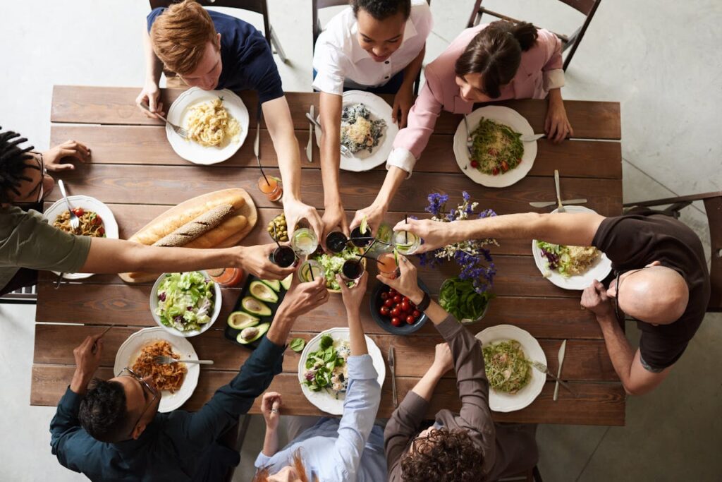 Familie Essen Ernährung Tisch Gesunde Rezeptideen für die ganze Familie